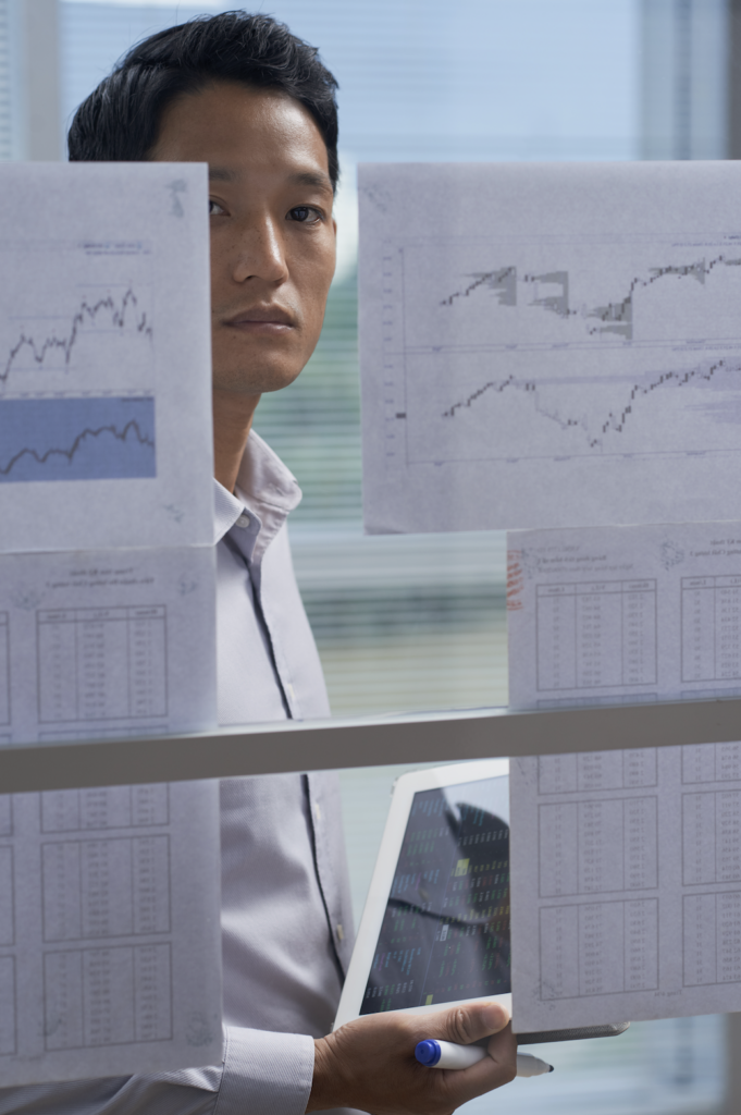 Offshore construction estimator using estimating software